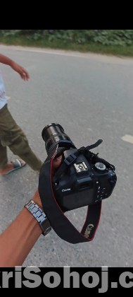 Canon 1200D